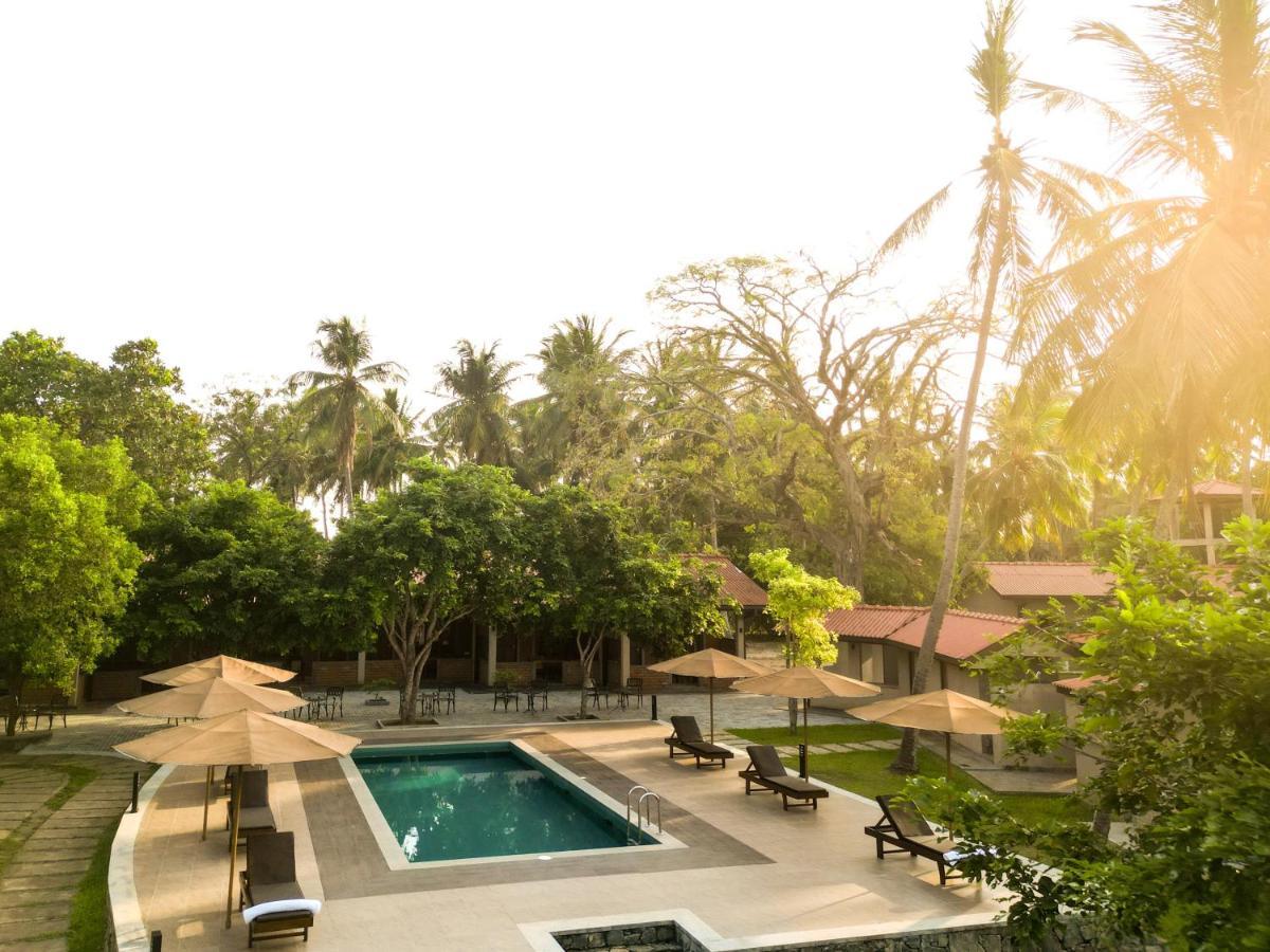 Malala Retreat Hotel Hambantota Exterior foto