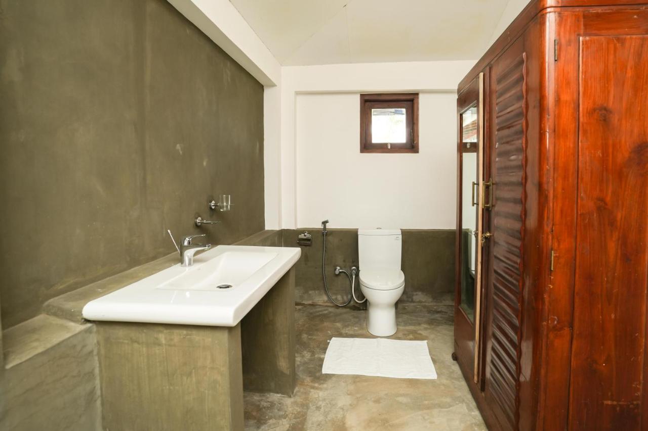 Malala Retreat Hotel Hambantota Exterior foto